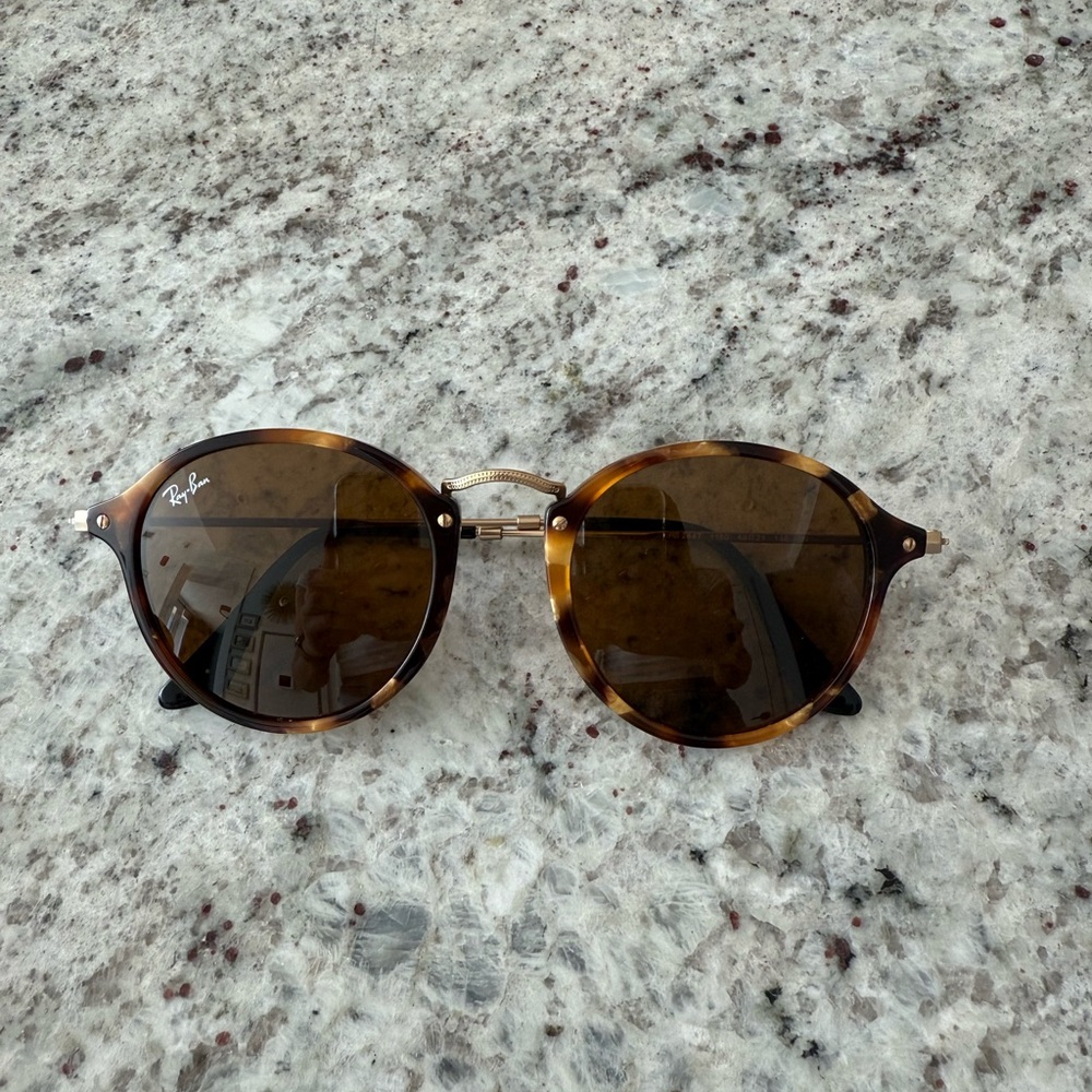 Ray-Ban Classic Brown Sunglasses